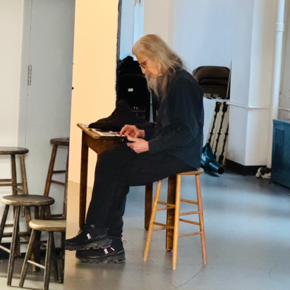Annie Leibovitz at work.