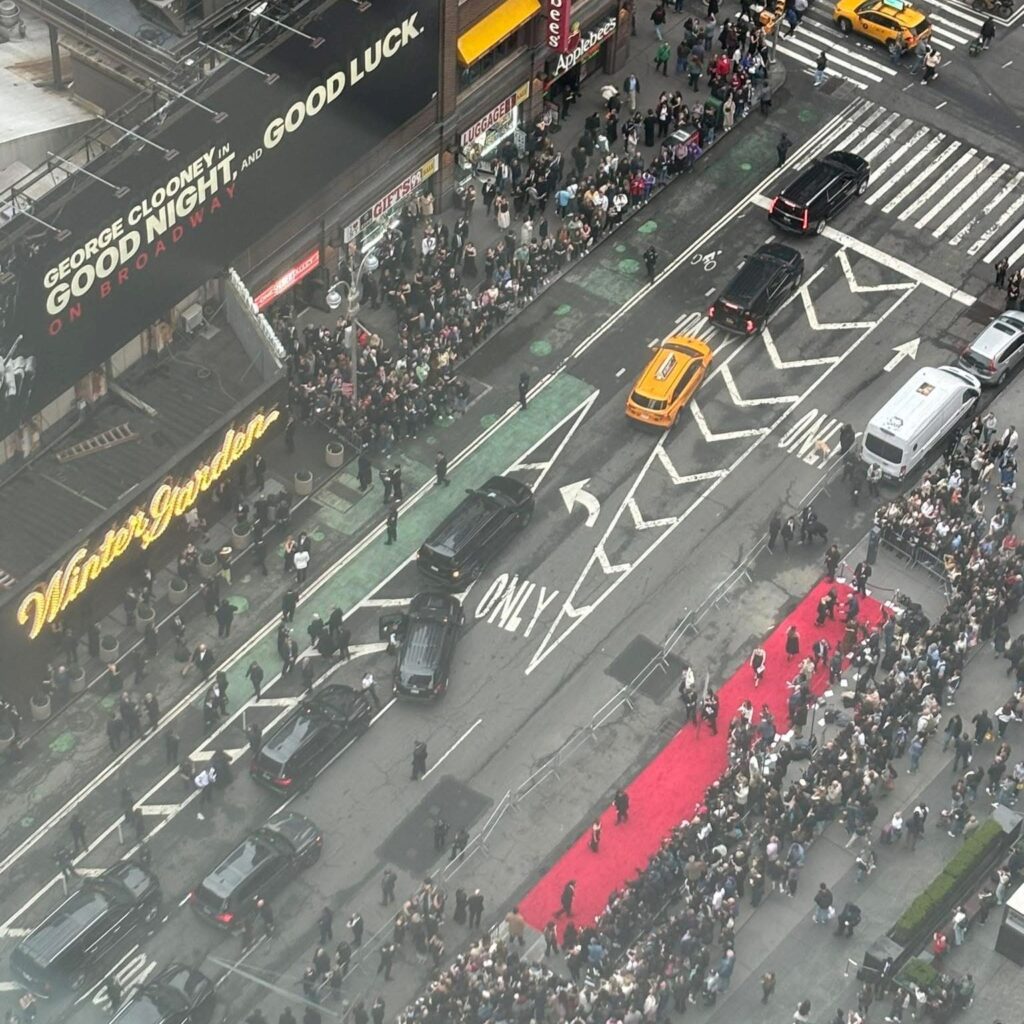 A Hollywood Opening for a Hollywood star.