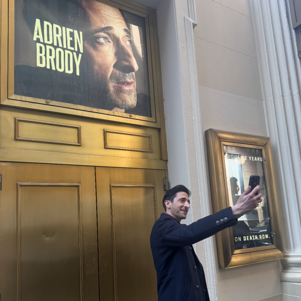 Double Adrien spotting!